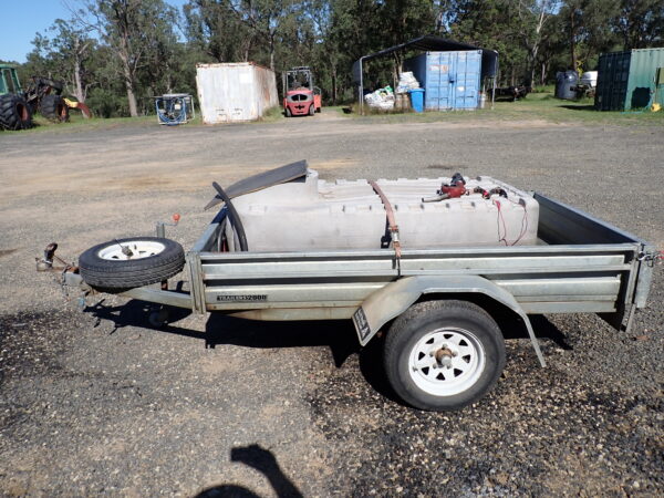Fuel trailer