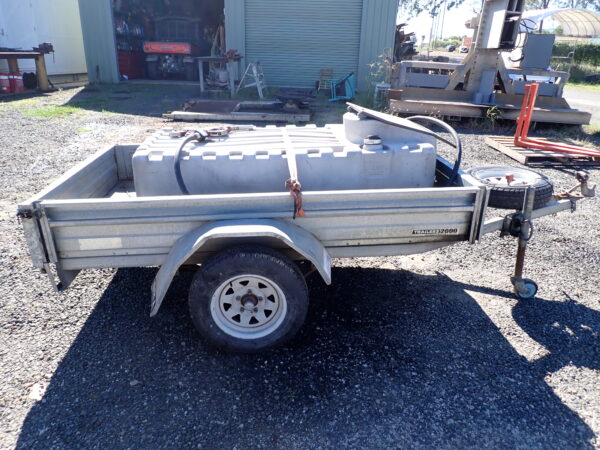 Fuel trailer - Image 2