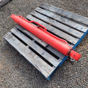 Hydraulic cylinder/ram