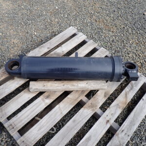Hydraulic ram