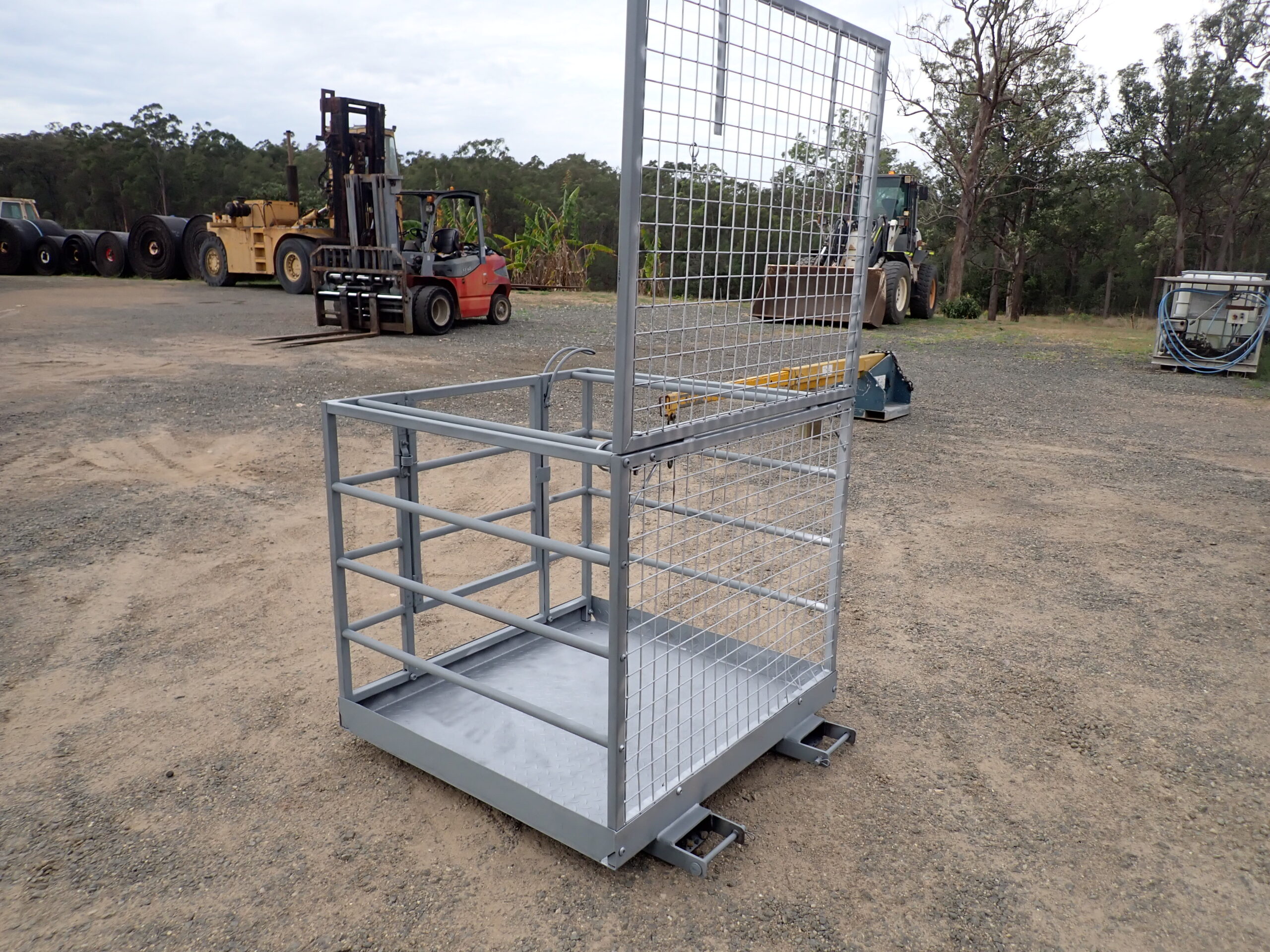 Forklift safety cage